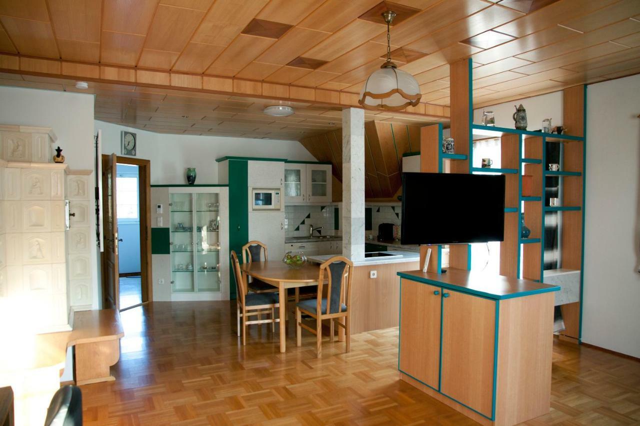 Ferienwohnung Peklar Arnfels Esterno foto